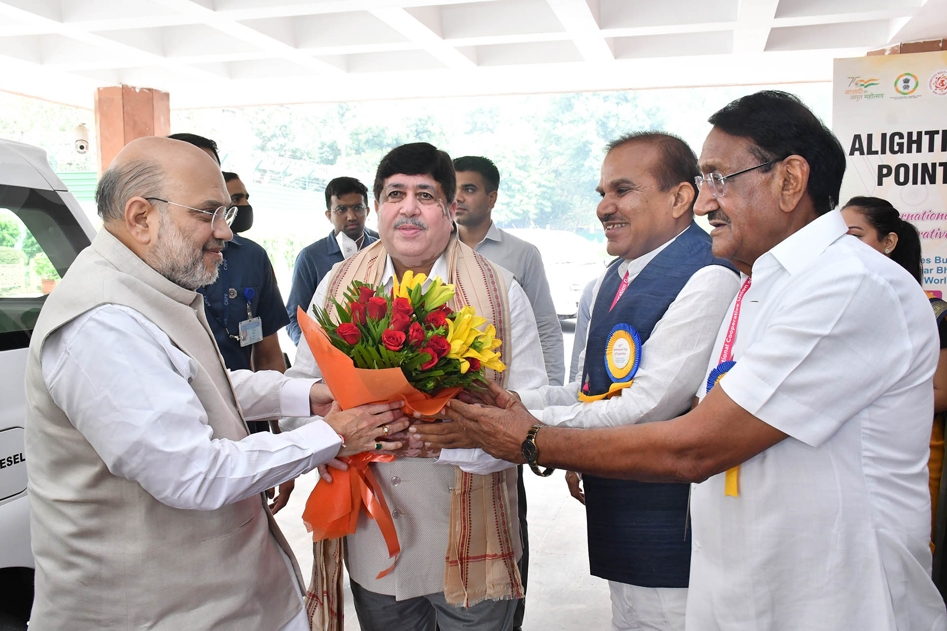 Welcoming the Chief Guest Shri Amit Shah on the 100th International Day of Cooperatives